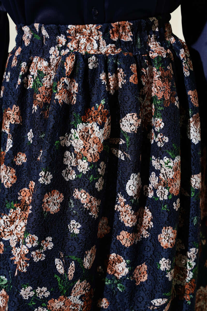 Çiçek Baskılı Güpürlü Etek Lacivert