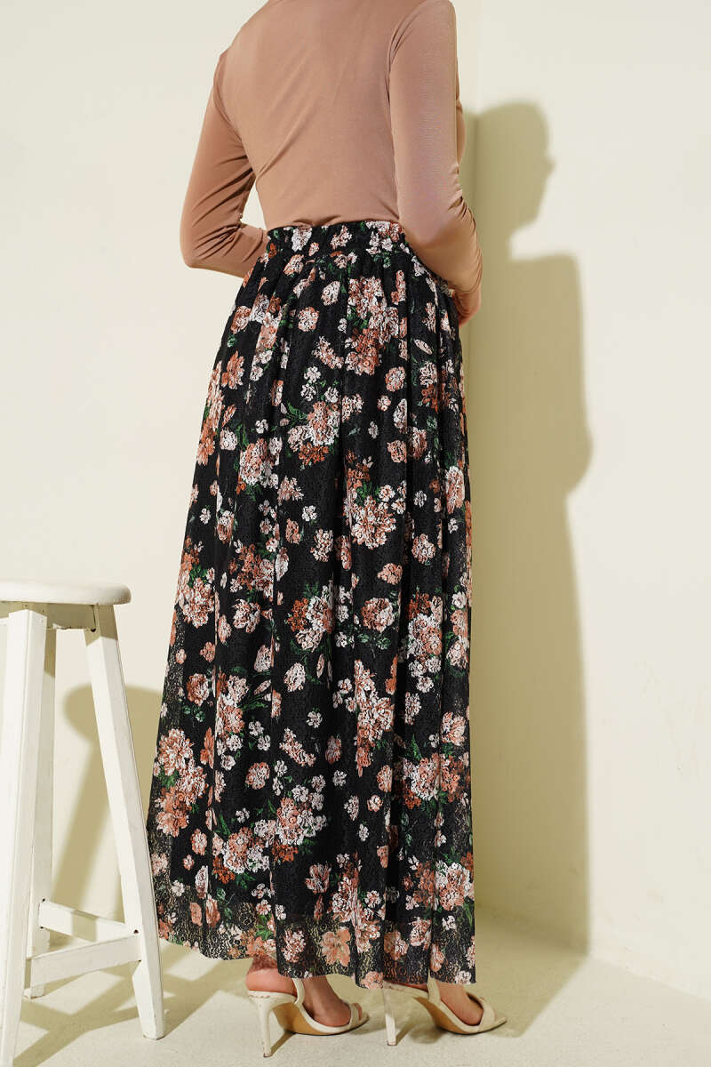 Çiçek Baskılı Güpürlü Etek Siyah