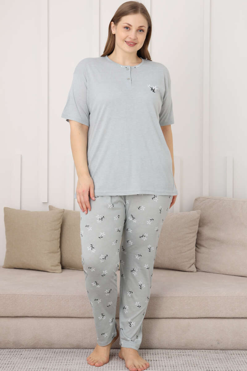 https://cdn.pazarium.com.tr/cicek-baskili-kisa-kol-buyuk-beden-pijama-takim-su-yesili-610121-14-B.jpg