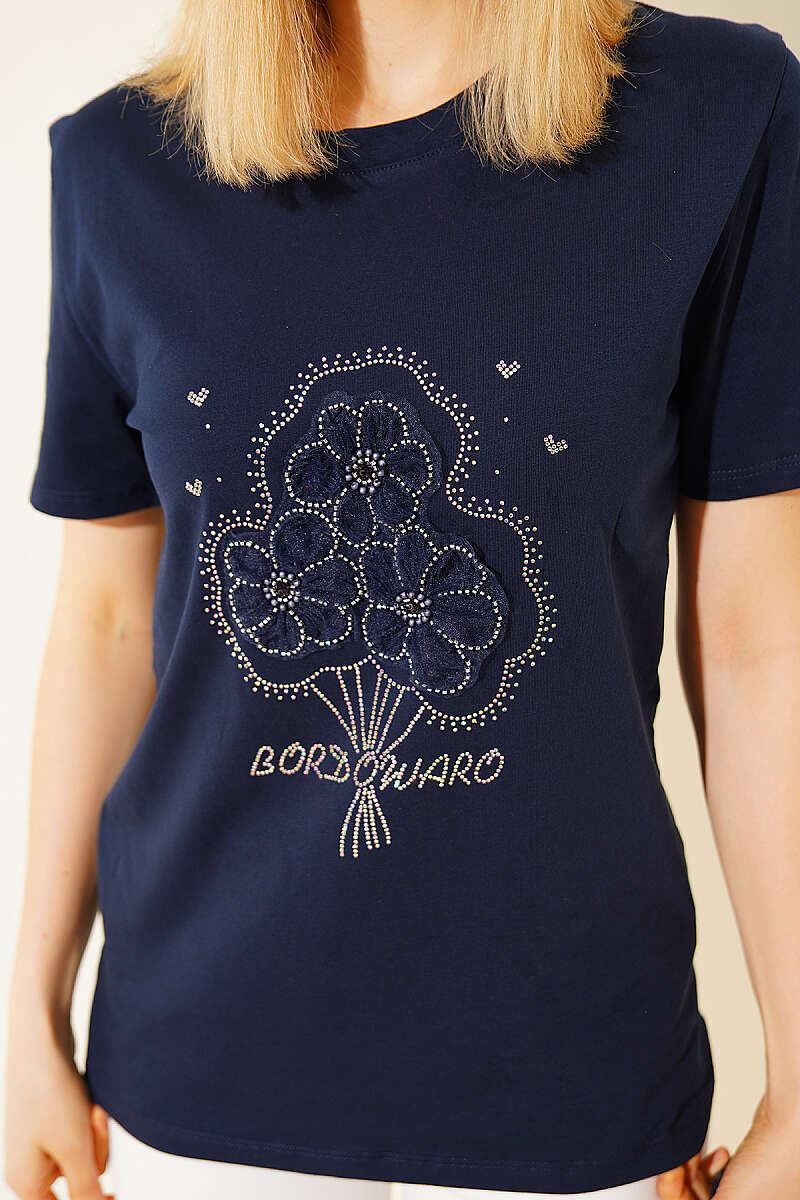 Çiçek Buketli Taşlı T-shirt Lacivert