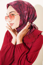https://cdn.pazarium.com.tr/cicek-desenli-bambu-kras-esarp-bordo-808162-19-B.jpg