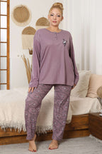Çiçek Desenli Büyük Beden Pijama Takımı