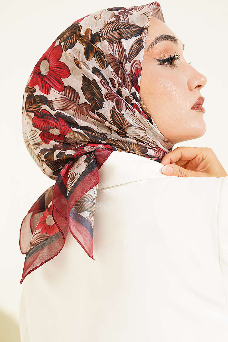 https://cdn.pazarium.com.tr/cicek-desenli-soft-esarp-bordo-818263-20-B.jpg