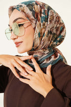 https://cdn.pazarium.com.tr/cicek-desenli-soft-esarp-zumrut-818233-20-B.jpg