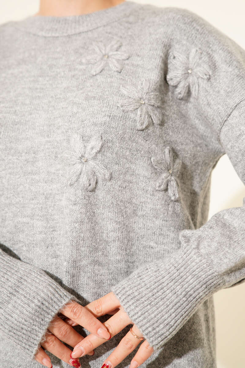 Çiçek Detaylı Yumoş Triko Tunik