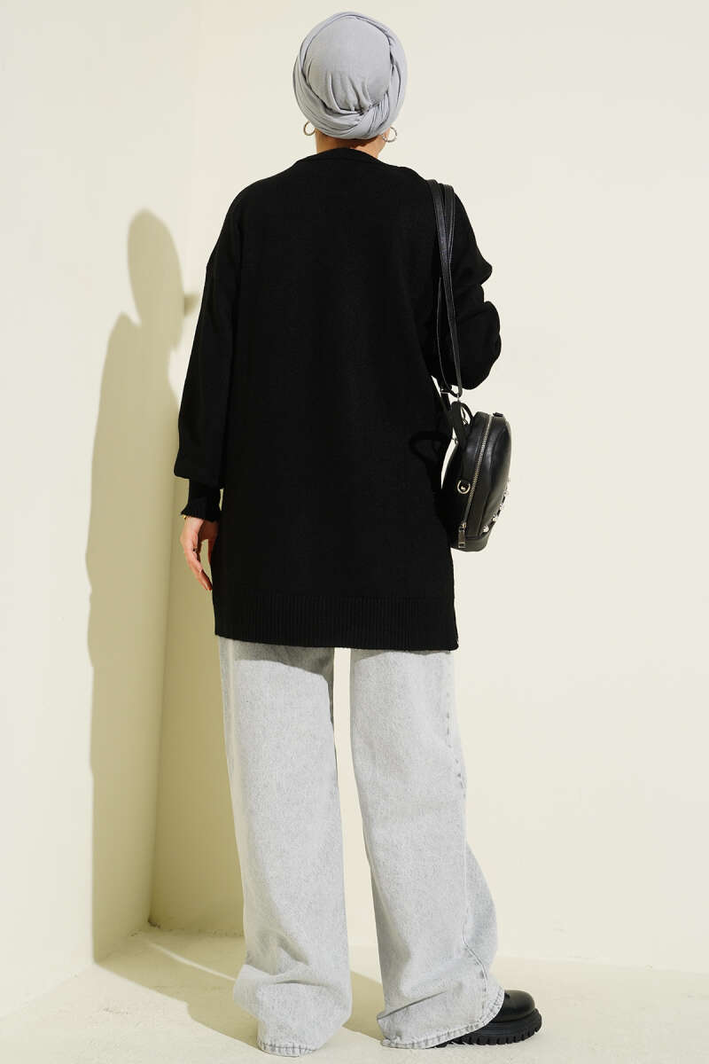 Çiçek Detaylı Yumoş Triko Tunik