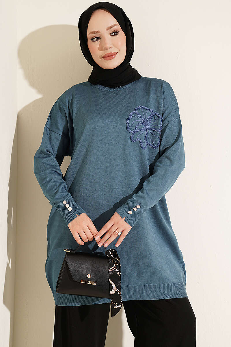 https://cdn.pazarium.com.tr/cicek-nakisli-merserize-tunik-indigo-825966-20-B.jpg