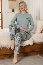 Çiçek Nakışlı Uzun Kol Pijama Takımı