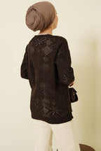 Çiçek Örgülü Düğmeli Triko Hırka Acı Kahve