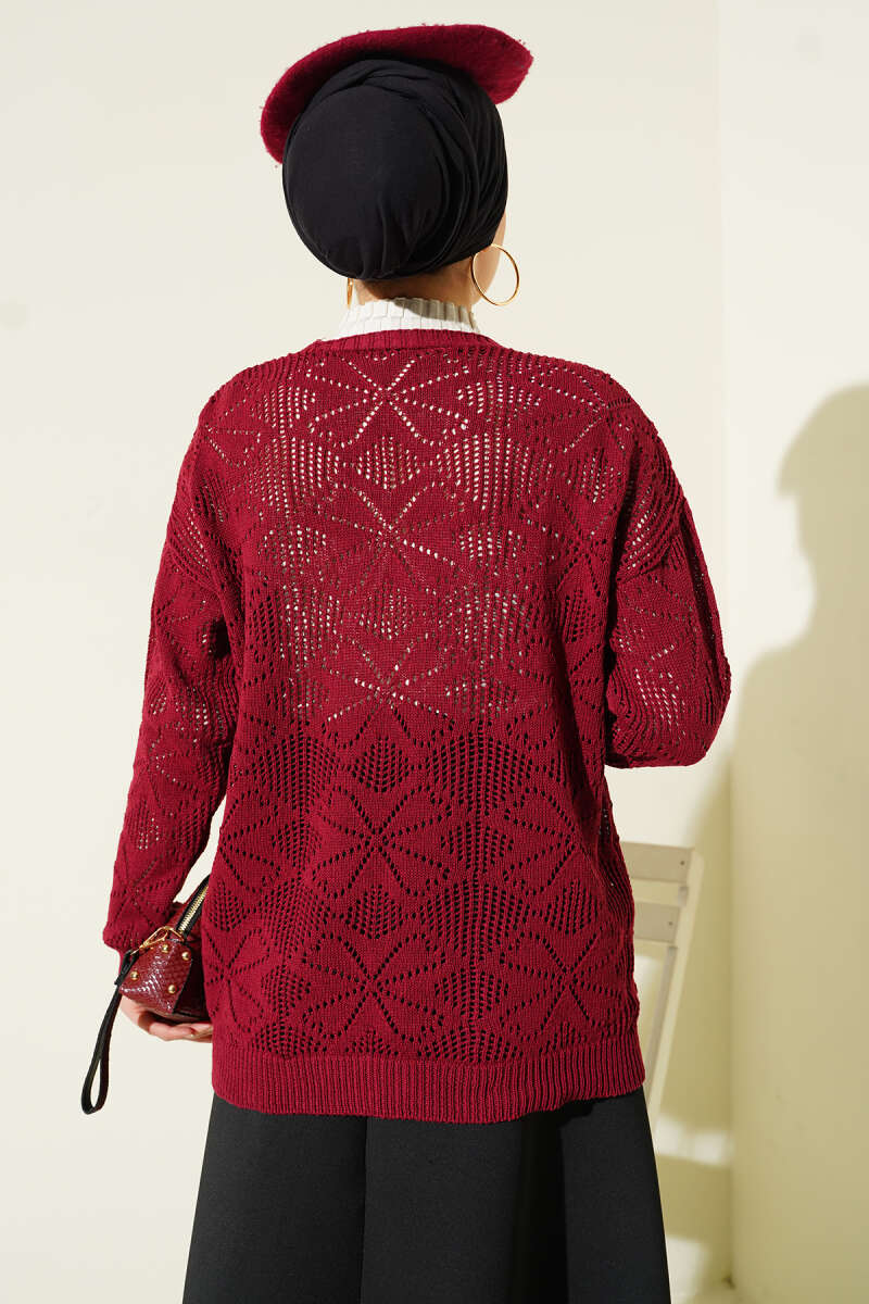 Çiçek Örgülü Düğmeli Triko Hırka