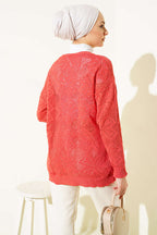 Çiçek Örgülü Düğmeli Triko Hırka