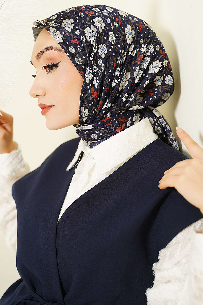Çiçek Süslemeli Eşarp Lacivert