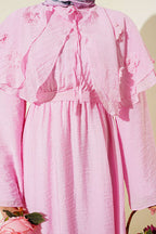 https://cdn.pazarium.com.tr/cicekli-bebe-yakali-kusakli-elbise-pembe-797368-19-B.jpg