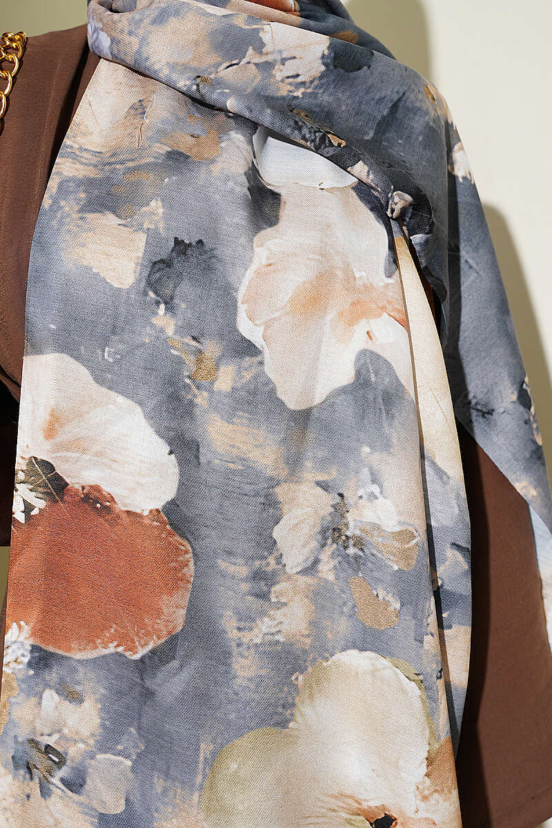 https://cdn.pazarium.com.tr/cicekli-dijital-desen-sal-antrasit-801308-19-B.jpg