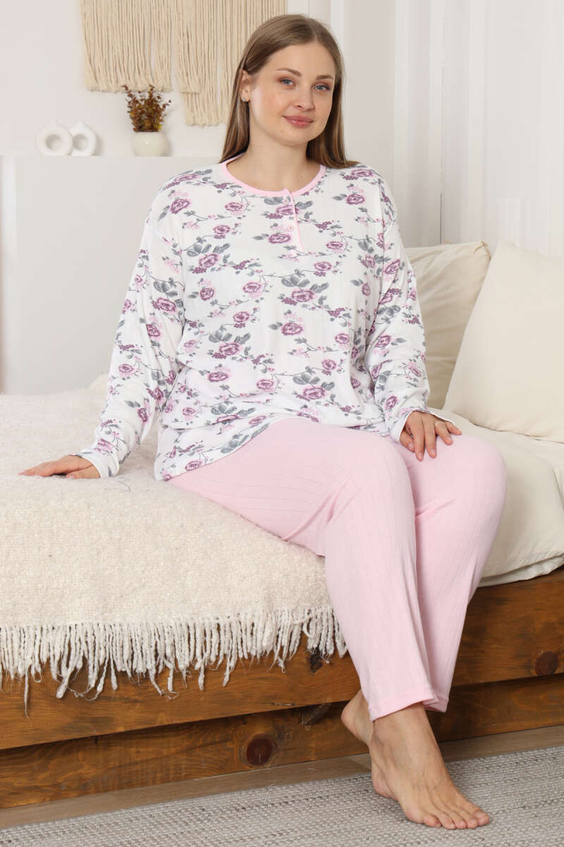 https://cdn.pazarium.com.tr/cicekli-fitilli-buyuk-beden-pijama-takimi-pembe-711617-17-B.jpg