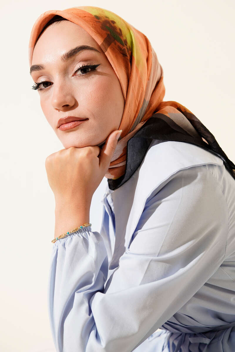 Çiçekli Şeritli Bambu Kraş Eşarp