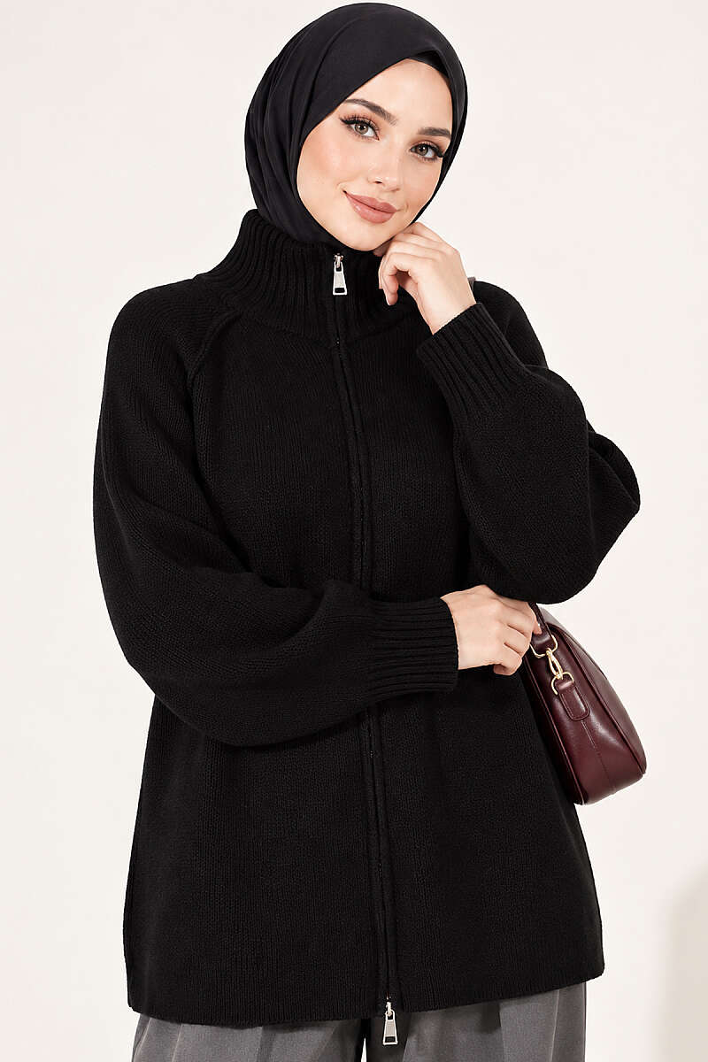 https://cdn.pazarium.com.tr/cift-yonlu-fermuarli-triko-hirka-siyah-824225-20-B.jpg