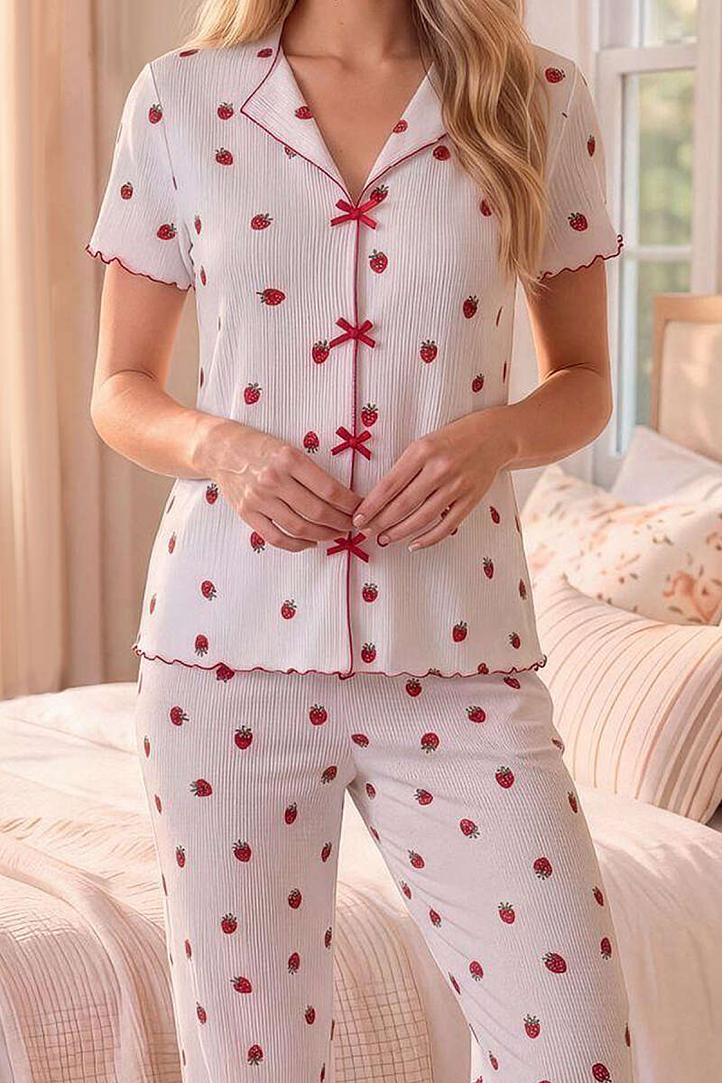 Çilek Desen Kruvaze Yaka Pijama Takımı