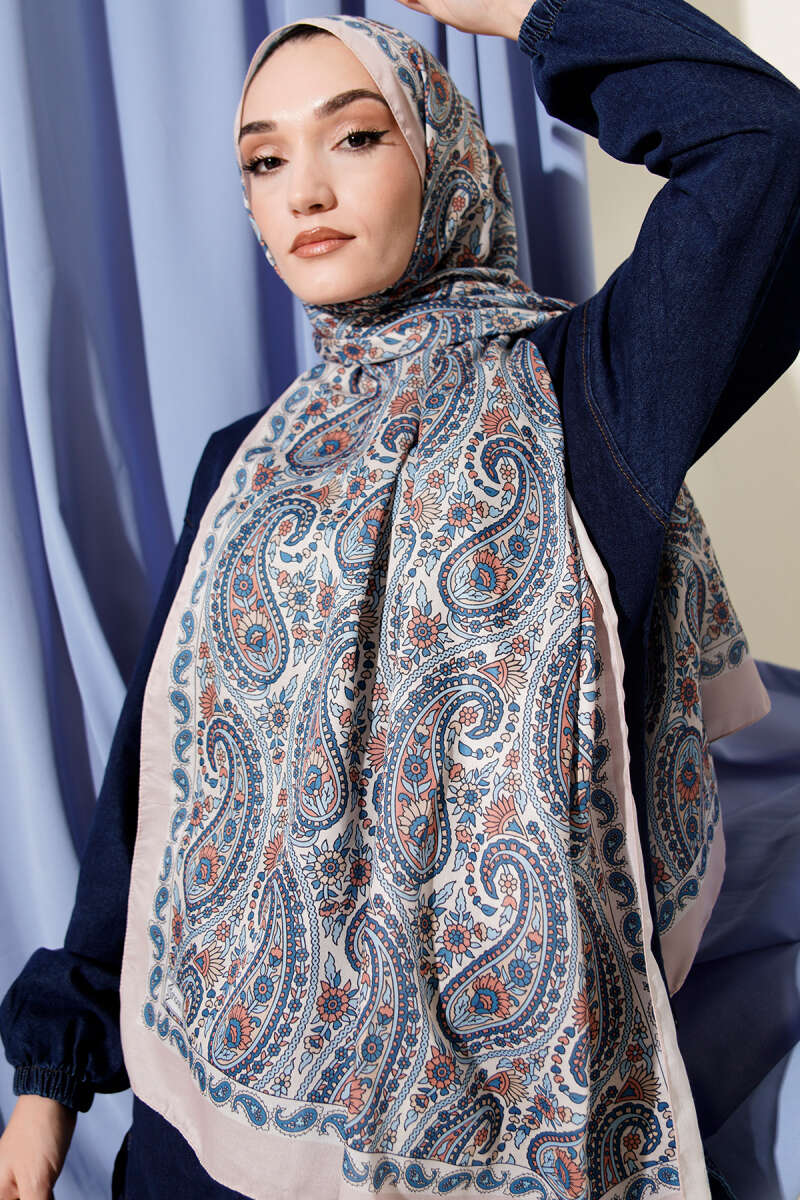 Tile Paisley Pattern Shawl