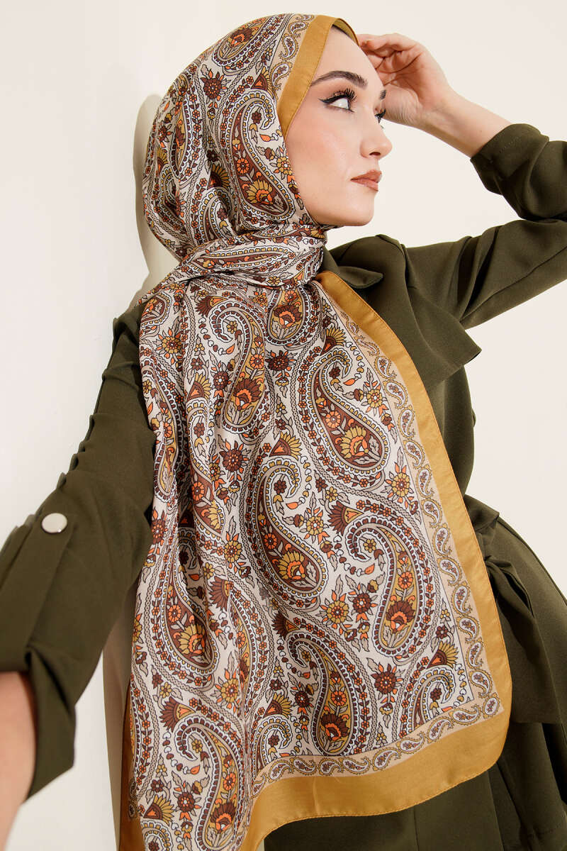 Tile Paisley Pattern Shawl