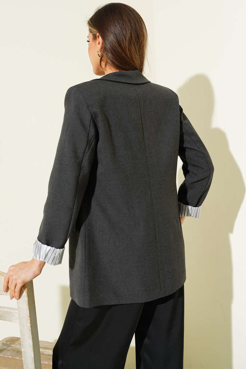 Çizgi Astarlı Düğmeli Blazer Ceket