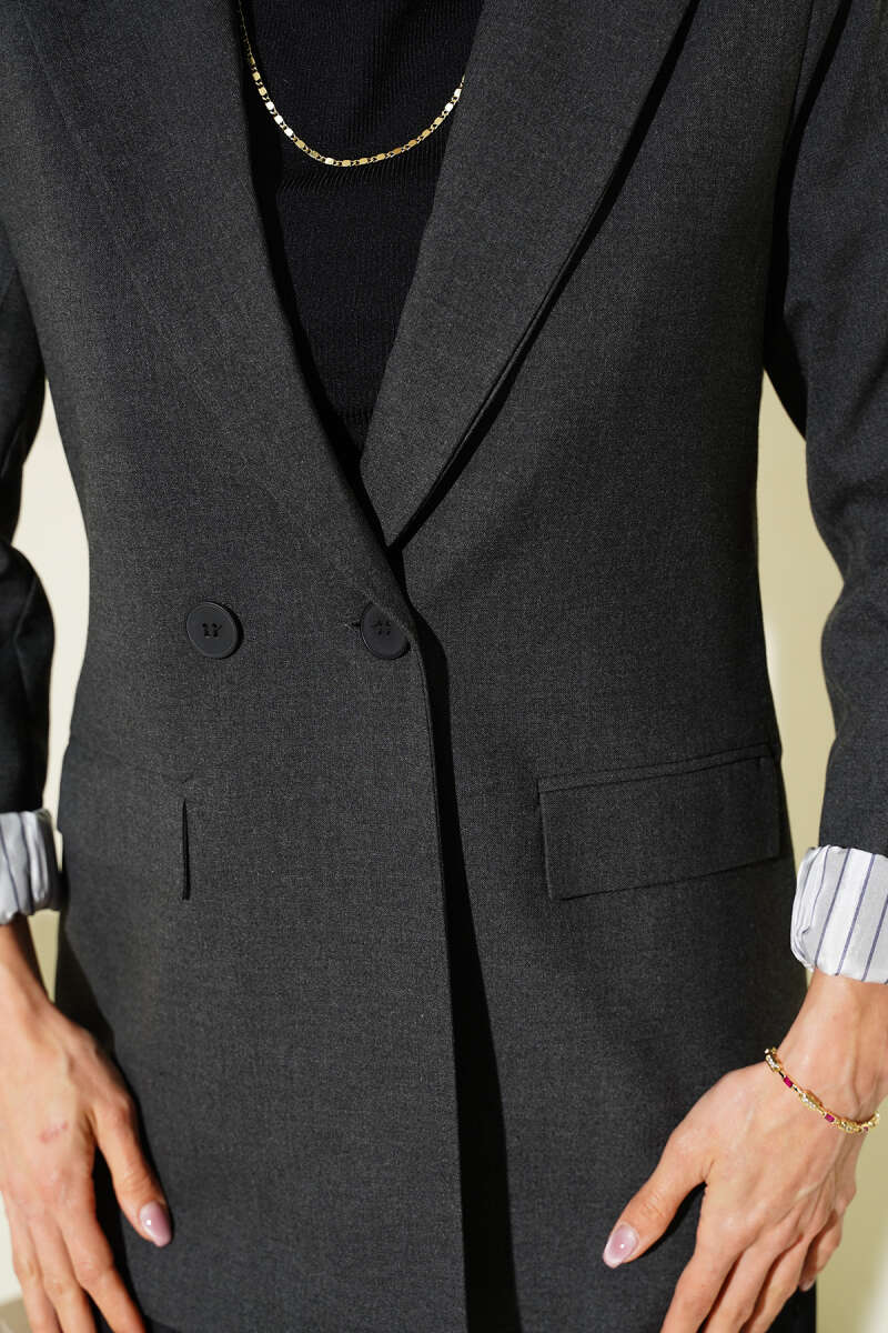 Çizgi Astarlı Düğmeli Blazer Ceket