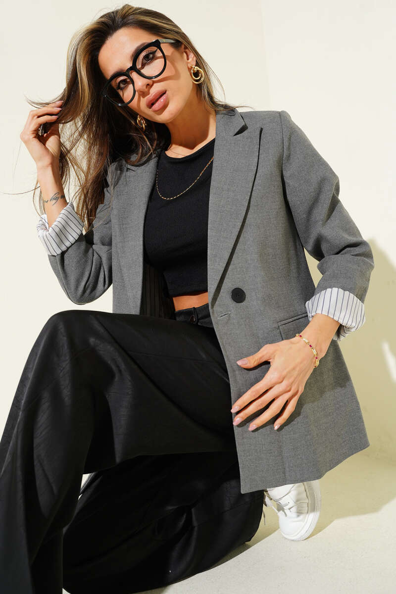 Çizgi Astarlı Düğmeli Blazer Ceket