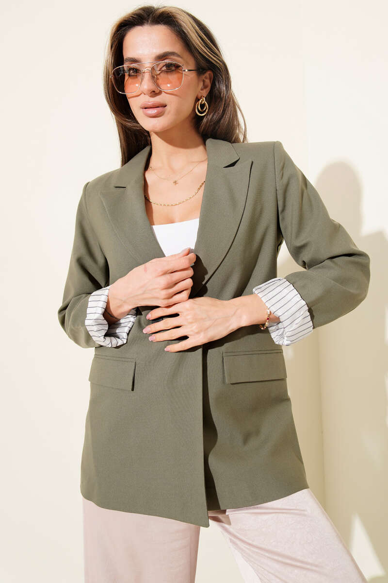 Çizgi Astarlı Düğmeli Blazer Ceket
