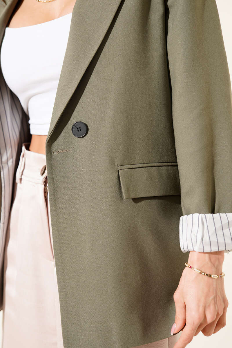 Çizgi Astarlı Düğmeli Blazer Ceket