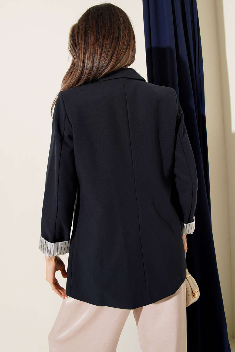 Çizgi Astarlı Düğmeli Blazer Ceket