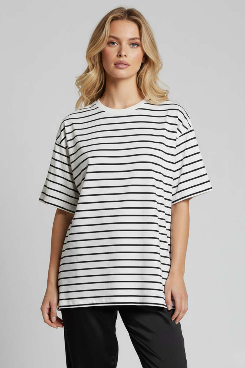 Çizgi Detaylı Oversize T-shirt