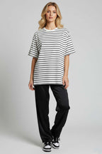 Çizgi Detaylı Oversize T-shirt