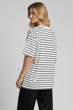 Çizgi Detaylı Oversize T-shirt