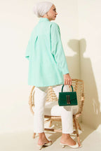 https://cdn.pazarium.com.tr/cizgili-basic-oversize-gomlek-benetton-653888-15-B.jpg