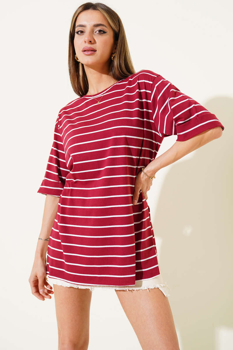 https://cdn.pazarium.com.tr/cizgili-bordo-tshirt-614124-14-B.jpg