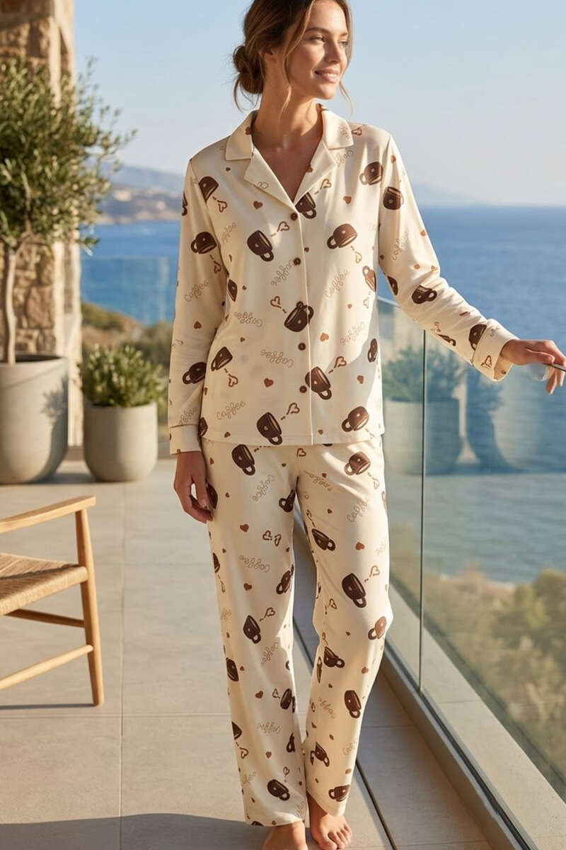 https://cdn.pazarium.com.tr/coffe-baskili-kadin-pijama-takimi-bej-840398-20-B.jpg