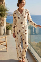 https://cdn.pazarium.com.tr/coffe-baskili-kadin-pijama-takimi-bej-840398-20-B.jpg