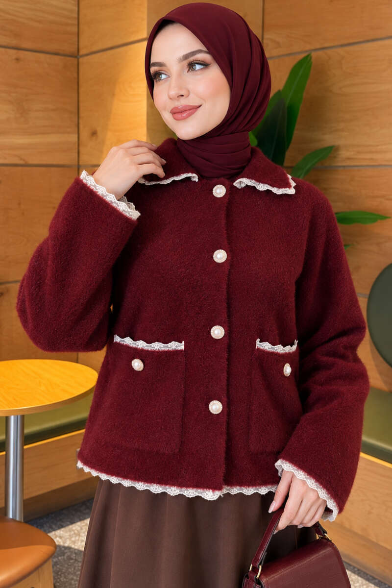 https://cdn.pazarium.com.tr/dantel-detayli-inci-dugmeli-sakalli-hirka-bordo-835985-20-B.jpg