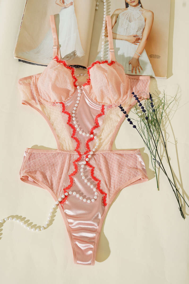 https://cdn.pazarium.com.tr/dantelli-ip-askili-bodysuit-somon-638059-15-B.jpg