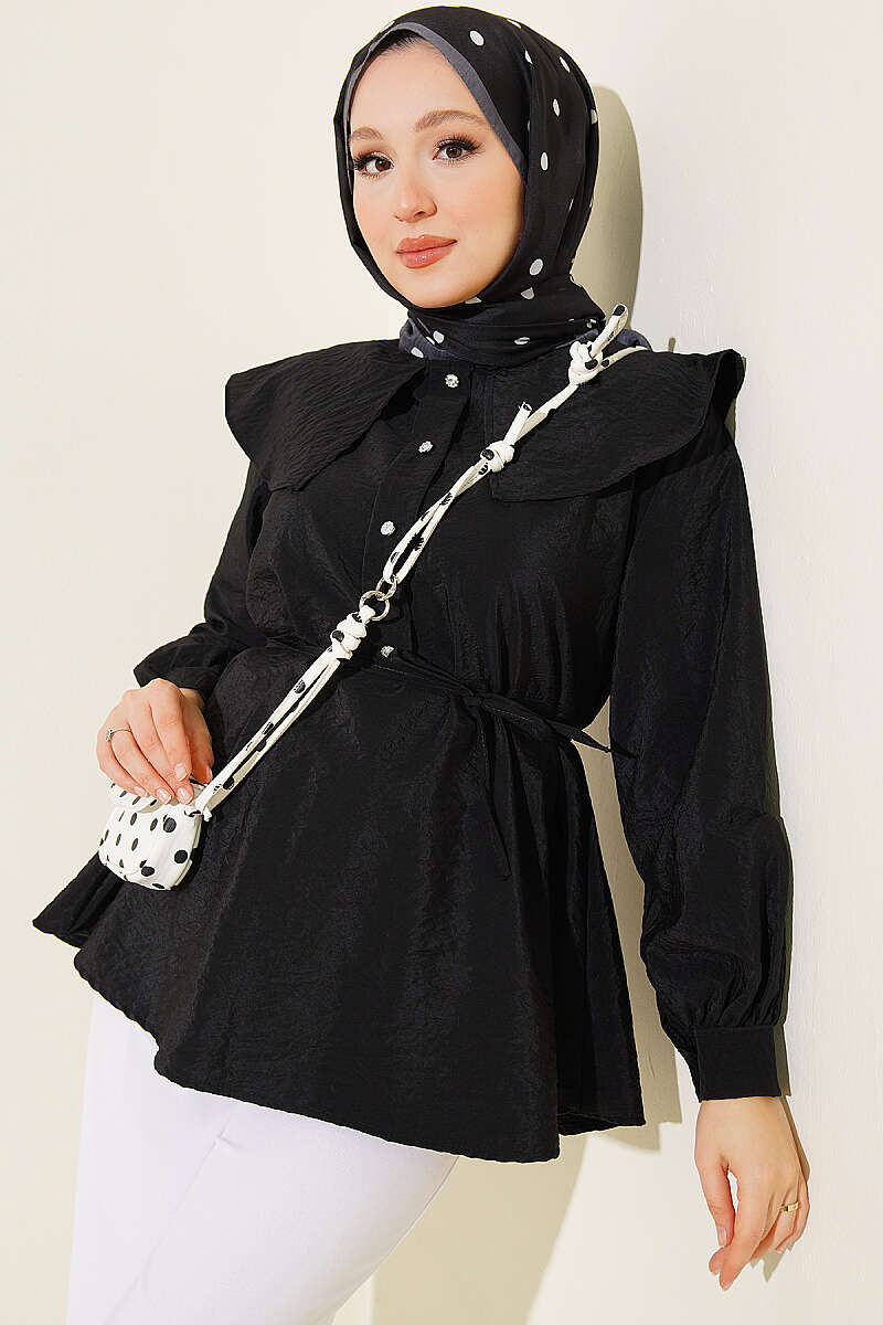 https://cdn.pazarium.com.tr/denizci-yaka-ip-kusakli-tunik-siyah-810363-20-B.jpg