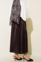 Deri Görünümlü Pileli Etek