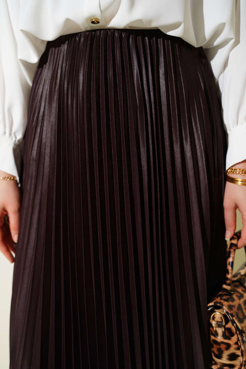 Deri Görünümlü Pileli Etek