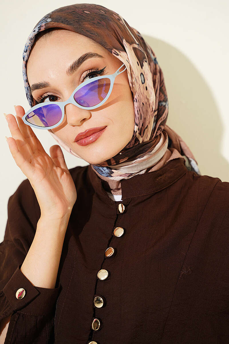 https://cdn.pazarium.com.tr/desenli-ayda-bambu-kras-esarp-camel-810880-20-B.jpg