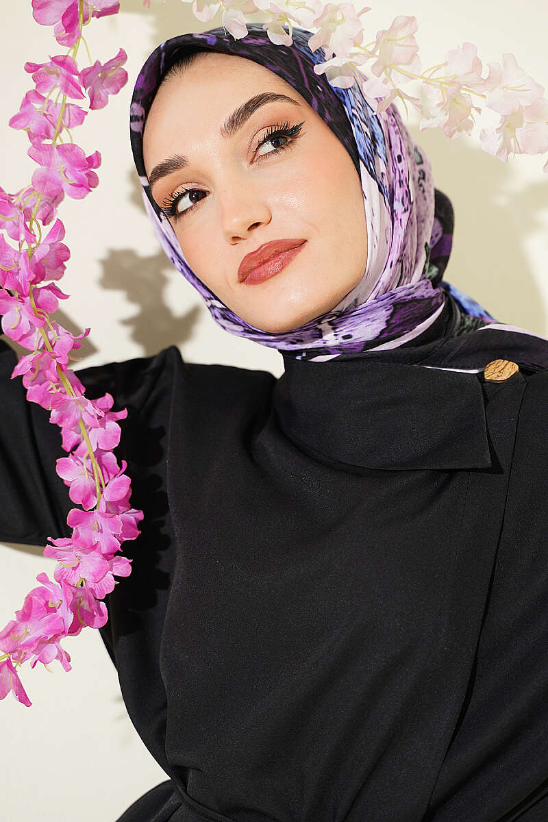 https://cdn.pazarium.com.tr/desenli-ayda-bambu-kras-esarp-siyah-lila-810791-20-B.jpg