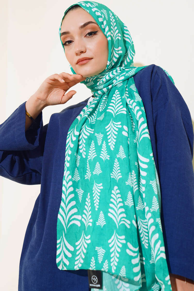 https://cdn.pazarium.com.tr/desenli-bambu-sal-benetton-502341-11-B.jpg