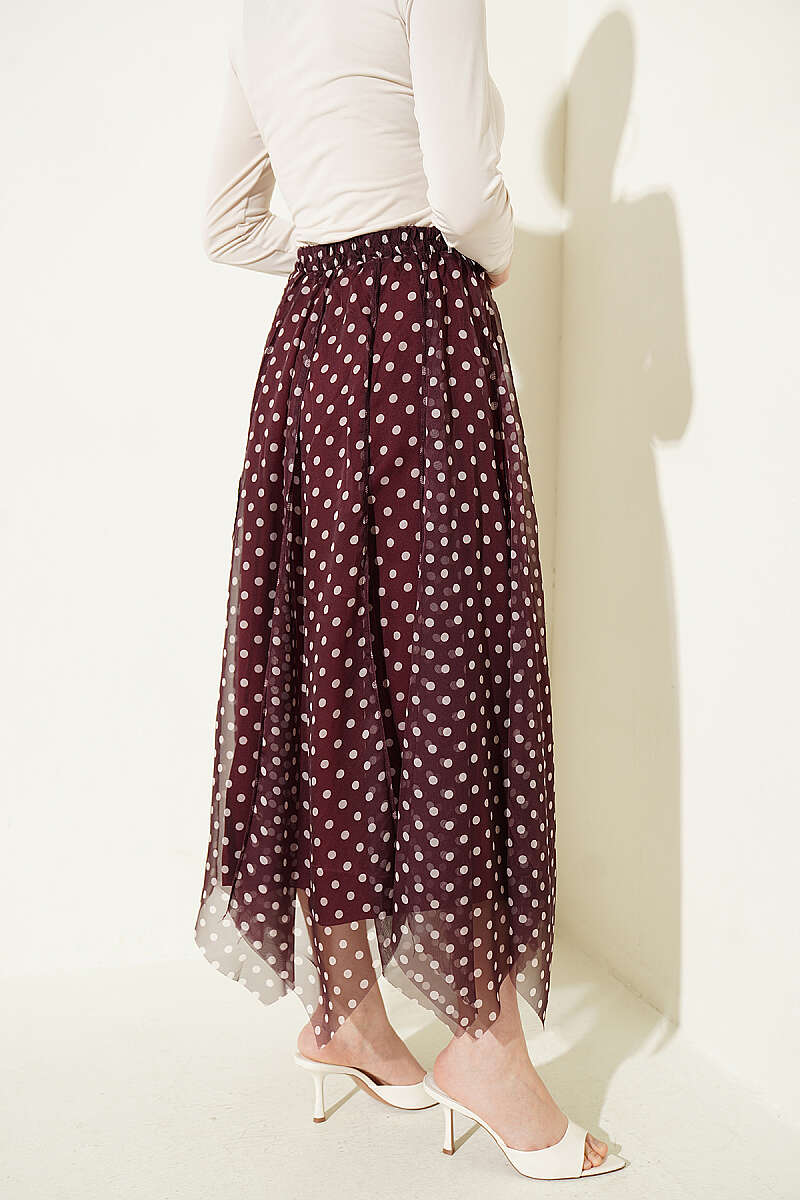 https://cdn.pazarium.com.tr/desenli-dikisli-asimetrik-sifon-etek-bordo-764183-18-B.jpg