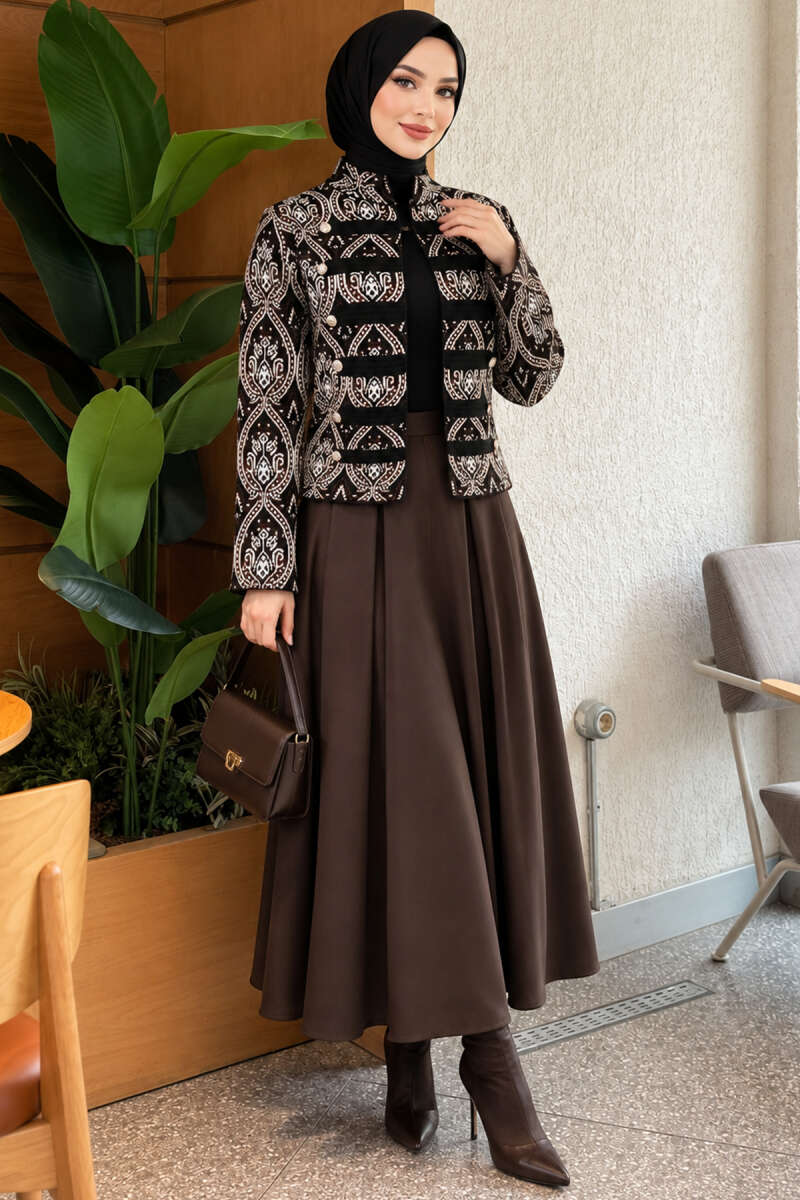 https://www.pazarium.com.tr/desenli-dugme-detayli-triko-hirka-siyah-205893-831337-20-B.jpg