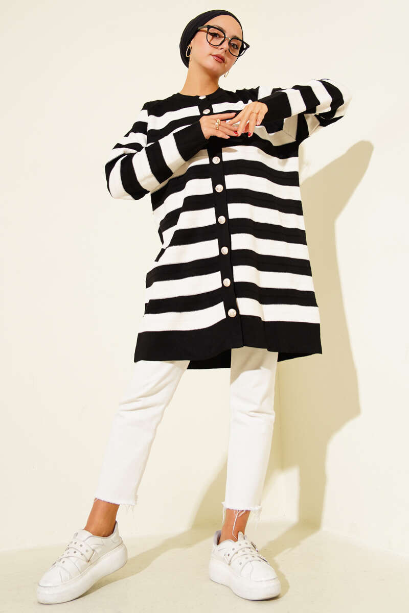 Desenli Düğme Detaylı Triko Hırka Siyah