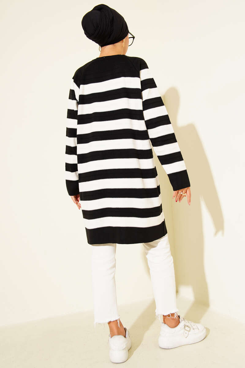 Desenli Düğme Detaylı Triko Hırka Siyah