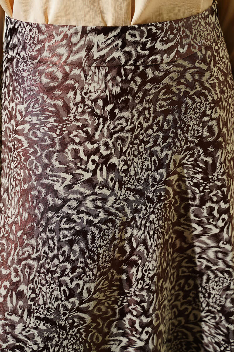 Desenli Fermuarlı Saten Etek